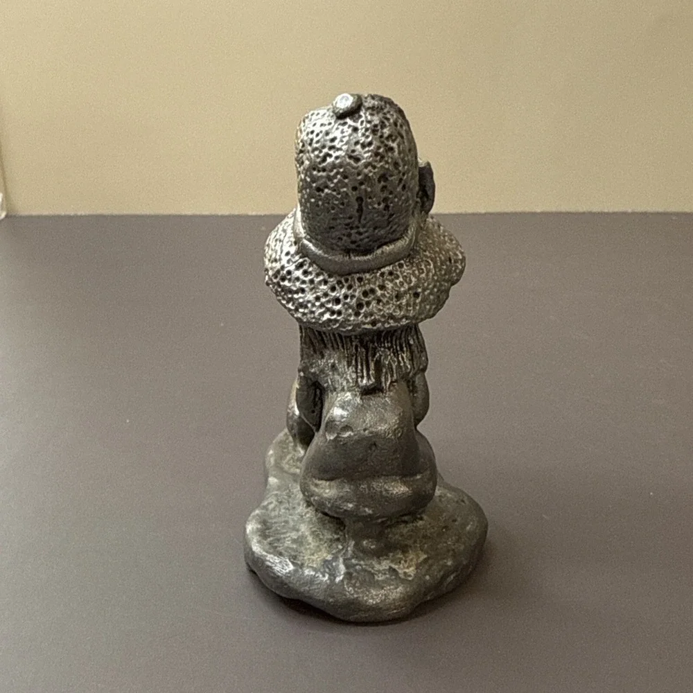Michael Ricker Pewter Holly Hobbie Girls Rabbit  Miniature Figurine